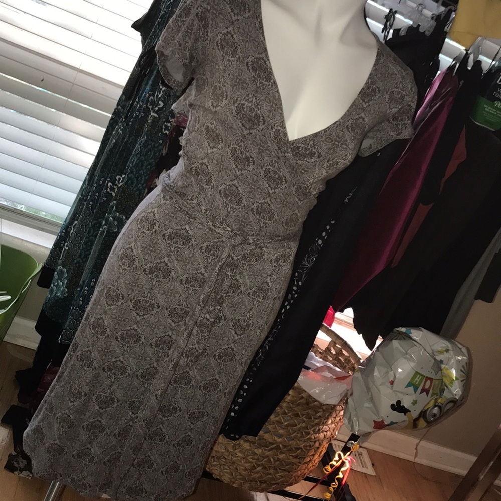Smart Set Taupe Floral Print Midi Wrap Dress